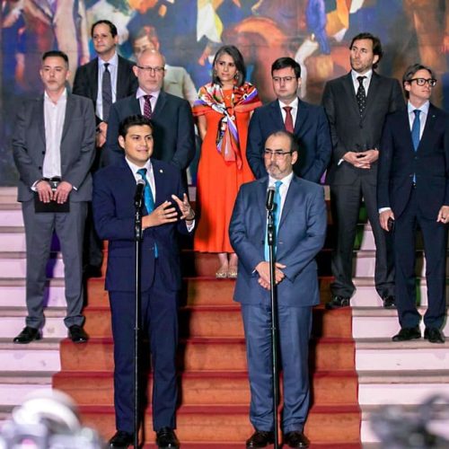 Crisis política en Honduras por vínculos de Zelaya y Ochoa