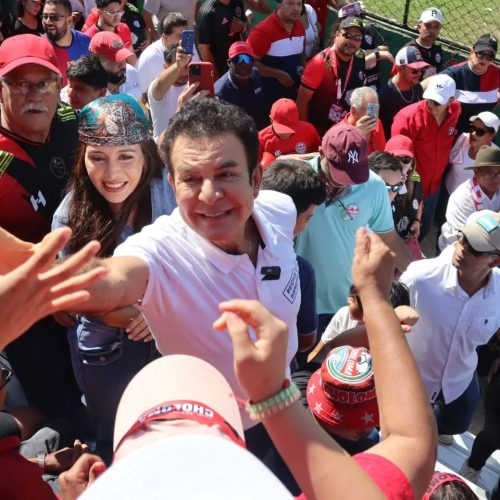 Nasralla acusa al gobierno de Honduras de usar el COVID-19 para reprimir protestas