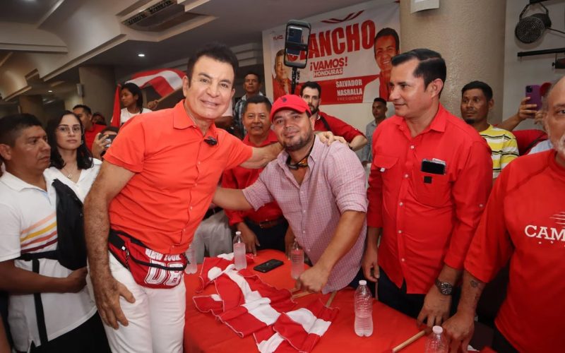 Nasralla plantea un bloque nacional para enfrentar maniobra oficialista que busca frenar elecciones