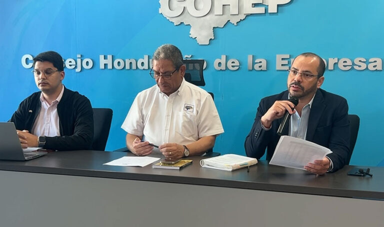Empresarios hondureños advierten sobre el futuro político y económico del país