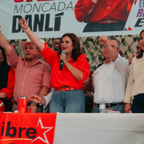 LIBRE analiza estrategia sin ideología ante presión electoral