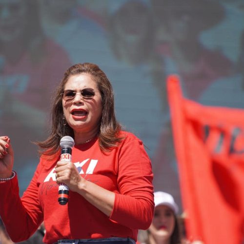 Rixi Moncada busca eliminar la Central de Riesgo y analiza la estabilidad financiera en Honduras