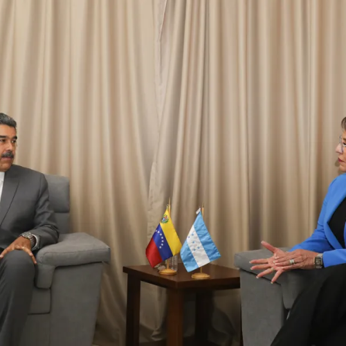 La salida de Maduro intensifica tensiones en el Partido LIBRE y redefine la política en Honduras