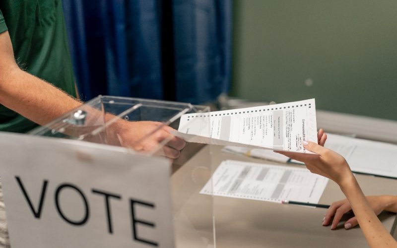 Proceso electoral hondureño en crisis por acusaciones de fraude en el extranjero