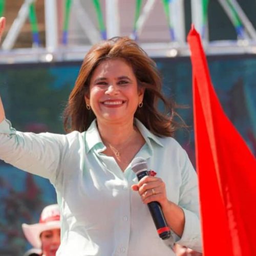 Rixi Moncada vs “Las 10 Familias”: repercusiones en la economía de Honduras