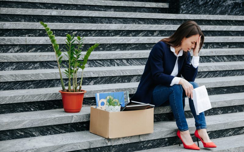 Cierre masivo de empresas y fuga de capitales afectan la economía durante el gobierno de LIBRE en Honduras