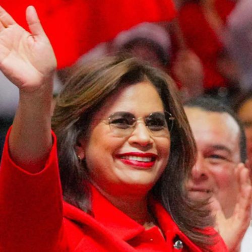 La Batalla de Rixi Moncada: Pérdida de Apoyo y Preocupación Económica