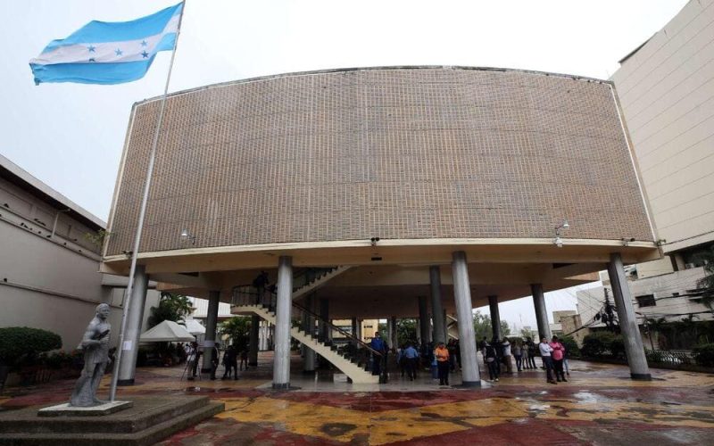 Congreso de Honduras: Debates sobre Comisión Permanente y LIBRE