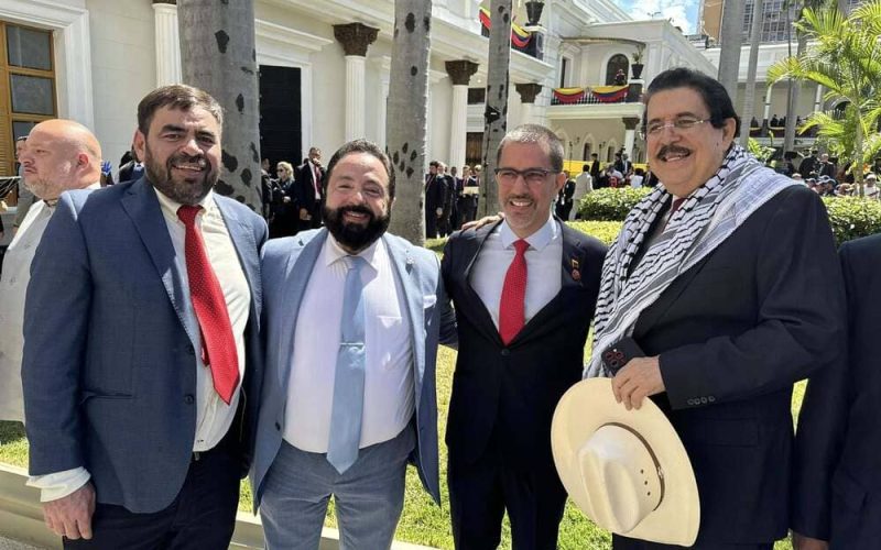 Milton Benítez y «El Perro Amarillo»: Bajo fuego por rumores y acusaciones